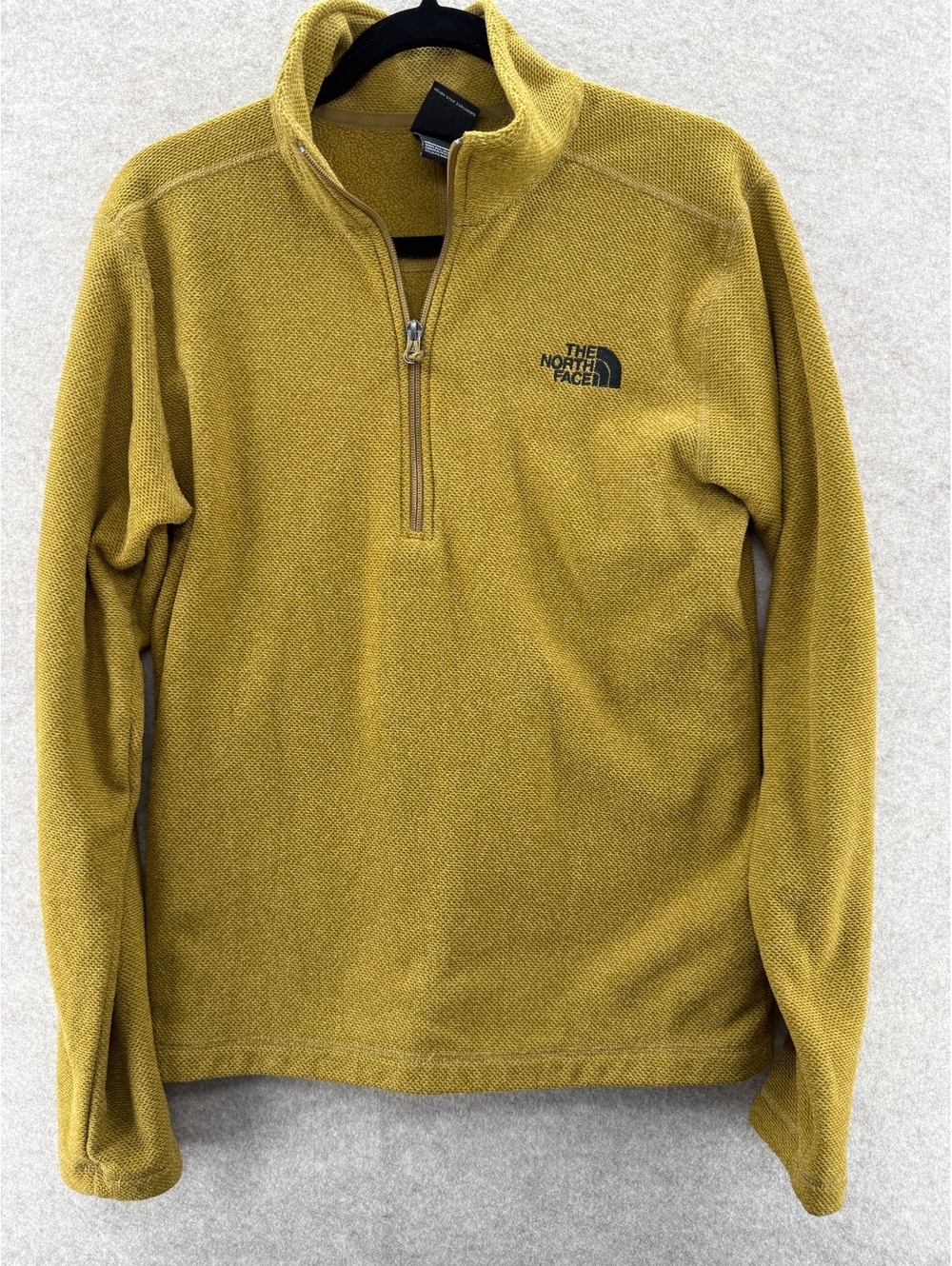 The North Face 1/4 Zip Fleece Pullover Mens Small Mustard Textured Sweater